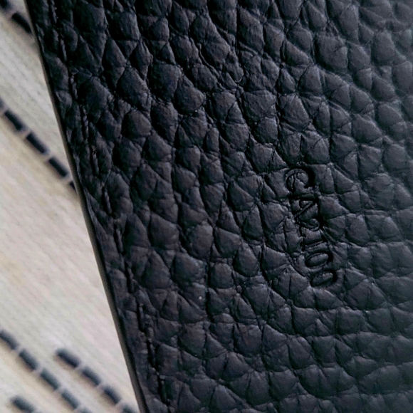 Louis Vuitton belt - Picture 6 of 11